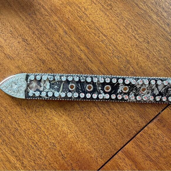 Blazin Roxx Mossy Oak Breakup Camo Leather Belt Size Small 38” end to end - Picture 3 of 13